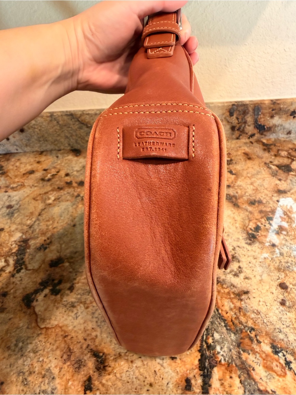 Coach Hampton Shoulder Bag - Picture 3 of 9